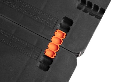 AWTOOLS STÓŁ WARSZTATOWY SKŁADANY 5w1 Z LISTWĄ ZASILAJĄCĄ