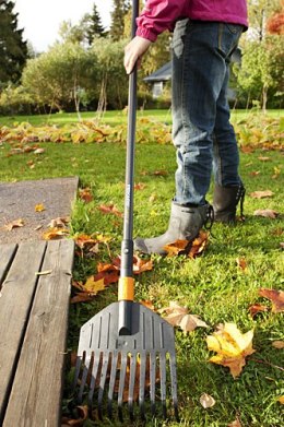 FISKARS GRABIE DO LIŚCI MAŁE QUIKFIT