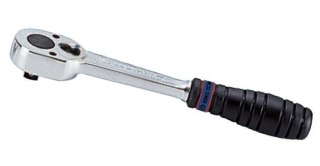 KING TONY GRZECHOTKA 1/4" 24Z. 130mm UCHWYT GUMOWY BLOKADA.