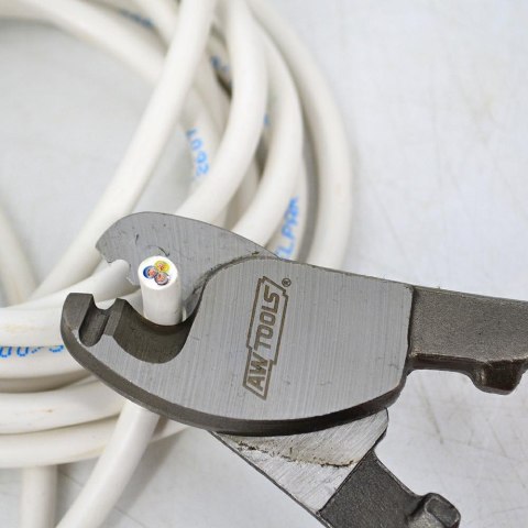 AWTOOLS SZCZYPCE DO CIĘCIA PRZEWODÓW 150mm AWTOOLS SZCZYPCE DO CIĘCIA PRZEWODÓW 150mm