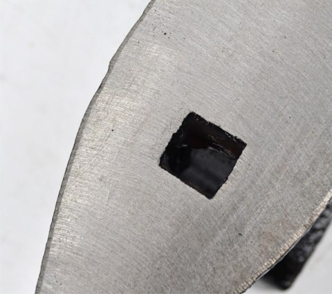 AWTOOLS KOWADŁO ŻELIWNE SG 50kg AWTOOLS KOWADŁO ŻELIWNE SG 50kg
