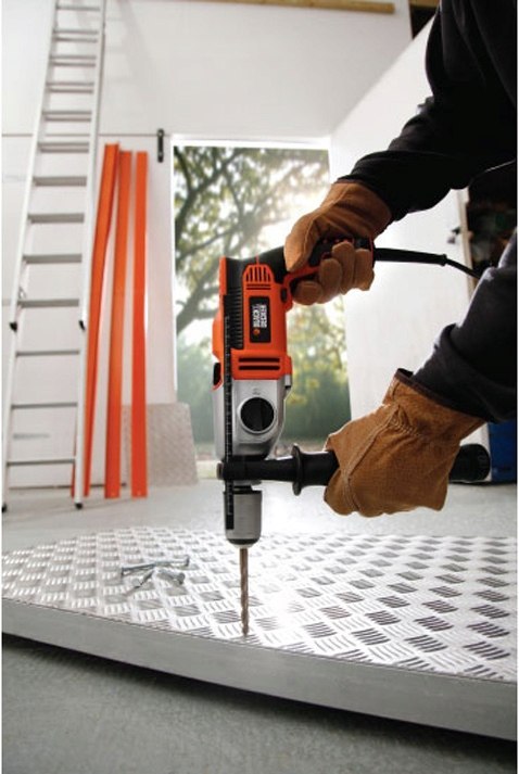 BLACK+DECKER WIERTARKA UDAROWA 1100W WALIZKA KR1102K BLACK+DECKER WIERTARKA UDAROWA 1100W WALIZKA KR1102K