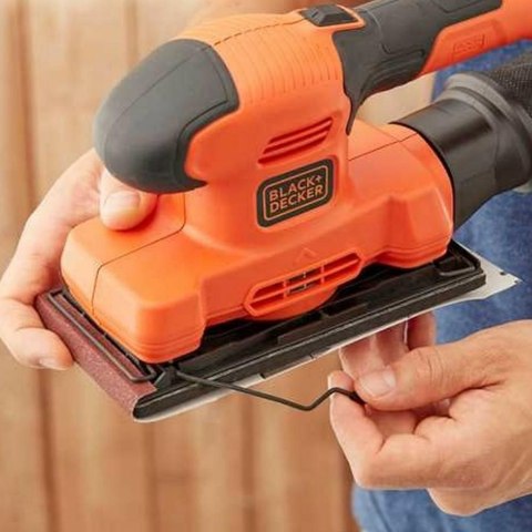 BLACK+DECKER SZLIFIERKA OSCYLACYJNA 150W 1/3" BLACK+DECKER SZLIFIERKA OSCYLACYJNA 150W 1/3"