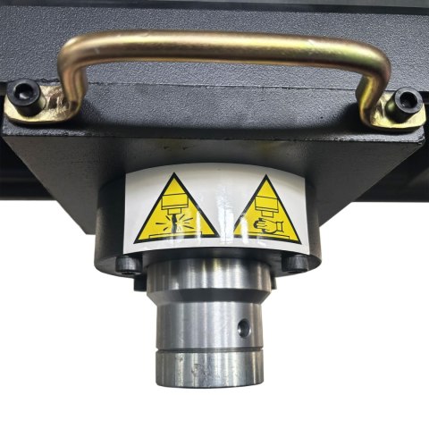 AWTOOLS PRASA HYDRAULICZNA Z MANOMETREM 30T PROFESIONALNA Z PEDAŁEM I OSŁONĄ /BLACK LINE AWTOOLS PRASA HYDRAULICZNA Z MANOMETREM 30T PROFESIONALNA Z PEDAŁEM I OSŁONĄ /BLACK LINE